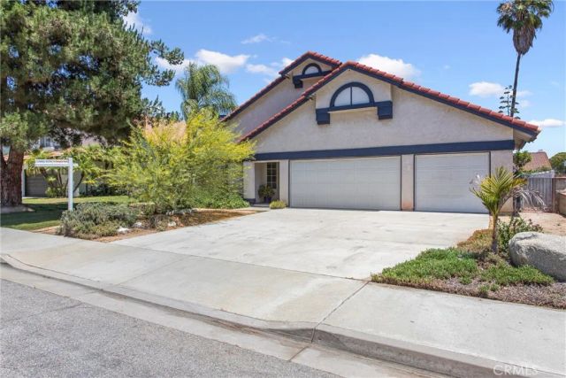 8742 Feathertop Road, Riverside, CA 92508