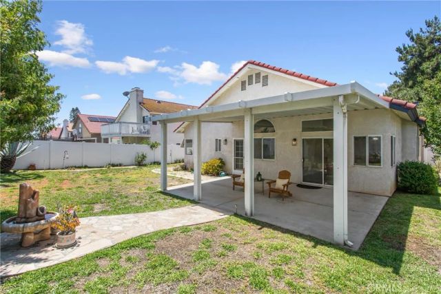 8742 Feathertop Road, Riverside, CA 92508