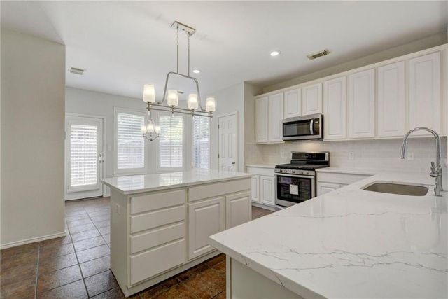 2614 Kinney Oaks CT, Austin, TX 78704