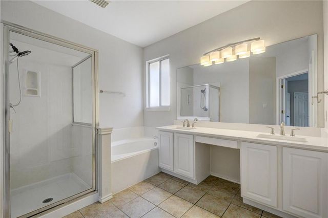 2614 Kinney Oaks CT, Austin, TX 78704