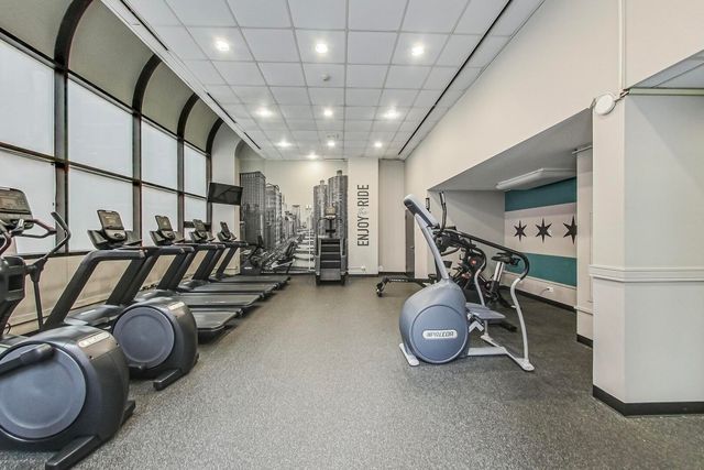 211 E OHIO Street 2902, Chicago, IL 60611