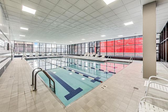 211 E OHIO Street 2902, Chicago, IL 60611