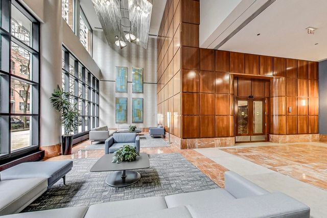 211 E OHIO Street 2902, Chicago, IL 60611