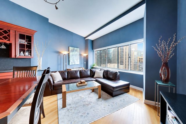 211 E OHIO Street 2902, Chicago, IL 60611