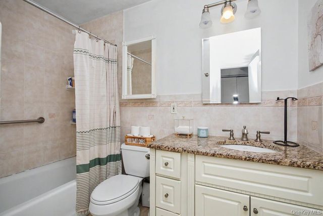 7 Balint Drive 510, Yonkers, NY 10710