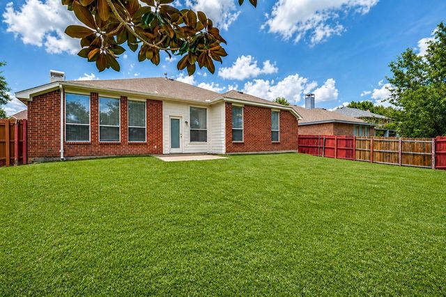 1512 Ash Lane, Corinth, TX 76210