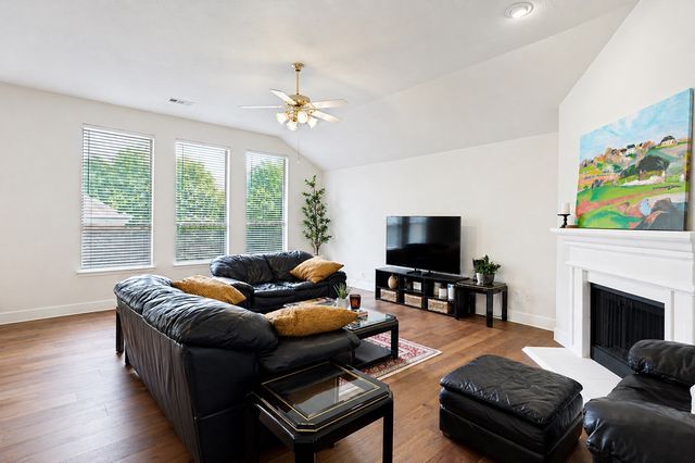 1512 Ash Lane, Corinth, TX 76210