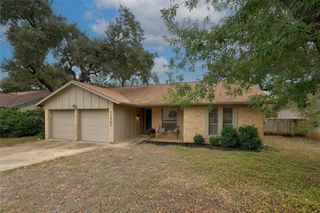 11707 NW Running Fox TRL, Austin, TX 78759