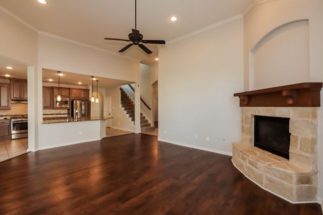2 Bellshill Circle, Conroe, TX 77304