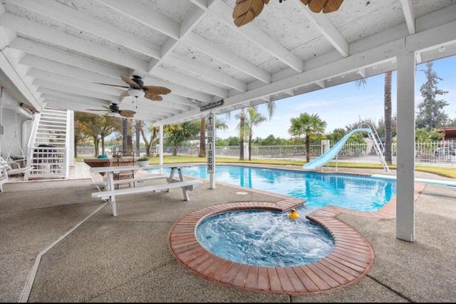 22981 Ave 72, Terra Bella, CA 93270