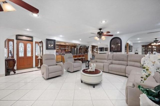 22981 Ave 72, Terra Bella, CA 93270