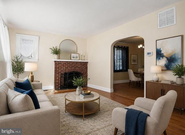 8004 MANOR RD, Parkville, MD 21234