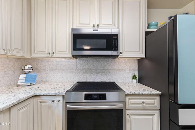 116 Buckeye Court, Youngsville, NC 27596