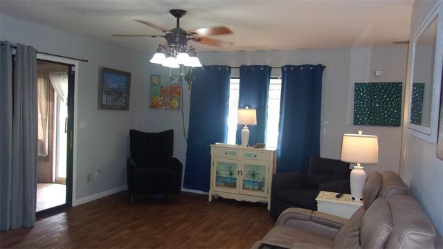 10043 SW 89TH COURT, Ocala, FL 34481
