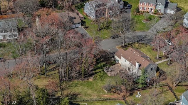 9 Settlers Ln, Westfield Town, NJ 07090