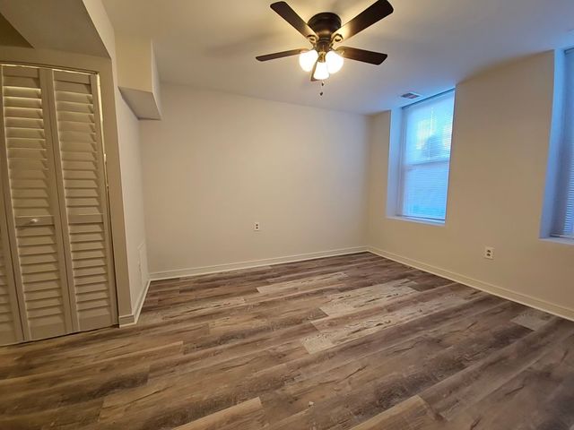 2216 W 21st Place 1F, Chicago, IL 60608