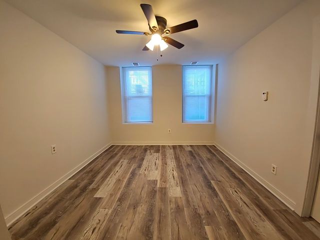 2216 W 21st Place 1F, Chicago, IL 60608