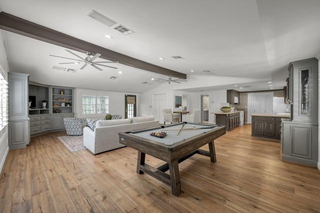 3272 Teas Nursery Road, Conroe, TX 77304