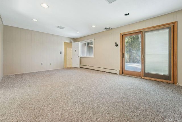 36 Winesap Lane, Monsey, NY 10952