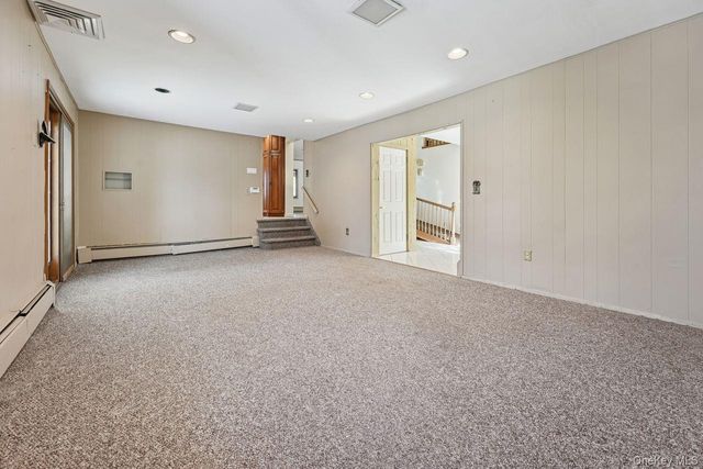 36 Winesap Lane, Monsey, NY 10952