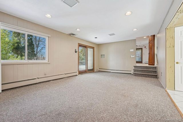 36 Winesap Lane, Monsey, NY 10952