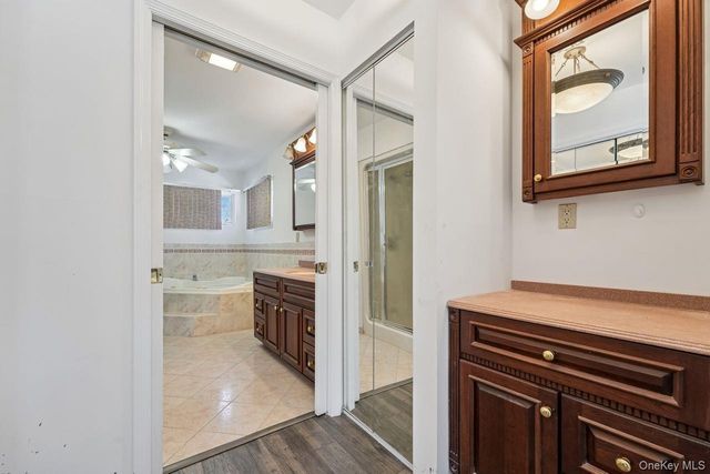 36 Winesap Lane, Monsey, NY 10952