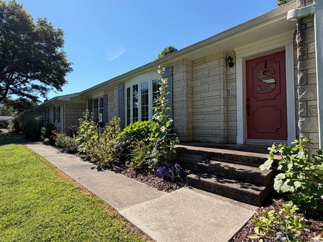 88 Northern Hills Drive, Bedford, IN 47421