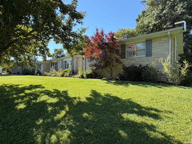 88 Northern Hills Drive, Bedford, IN 47421
