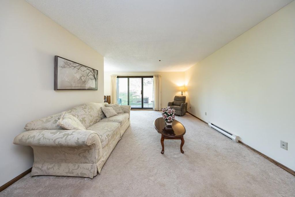 723 Larpenteur Avenue E 723A, Maplewood, MN 55117 — photo 4