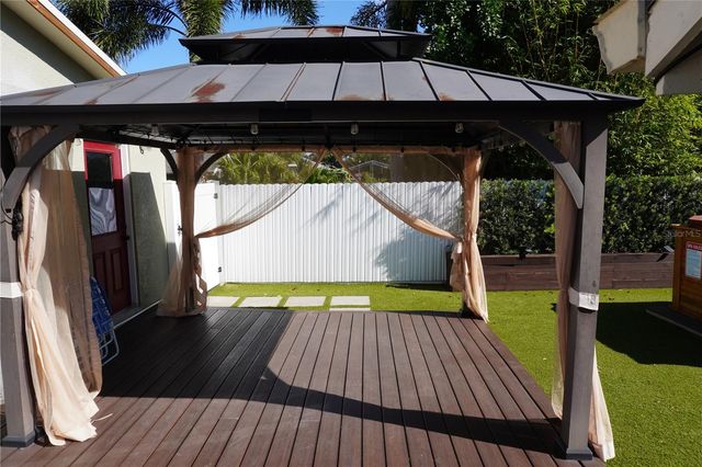 2436 ARAPAHO STREET, Sarasota, FL 34231