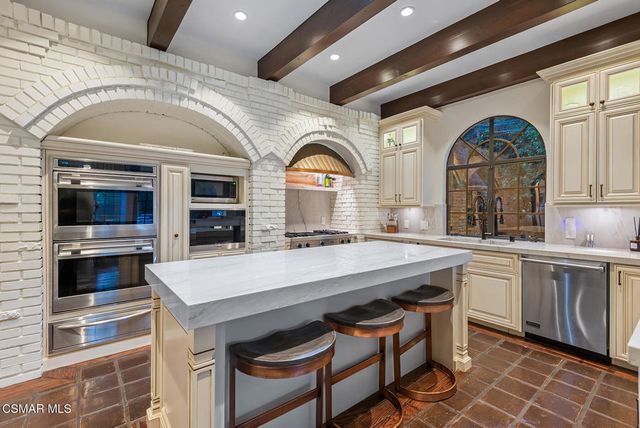 4445 Golf Course Drive, Westlake Village, CA 91362