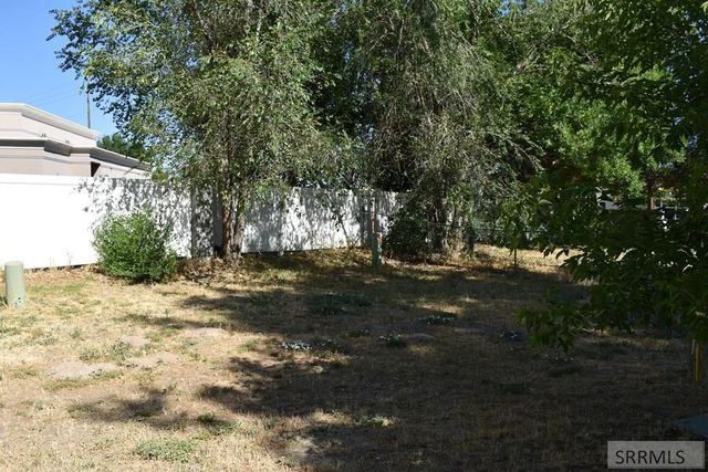 1550 Yellowstone Avenue # 162, Pocatello, ID 83201