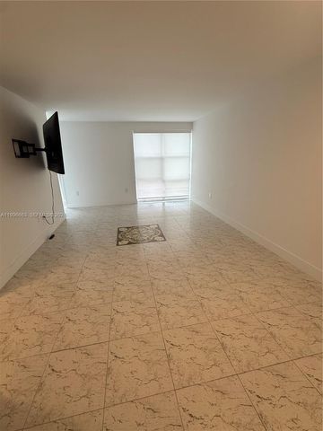 17560 Atlantic Blvd 302, Sunny Isles Beach, FL 33160