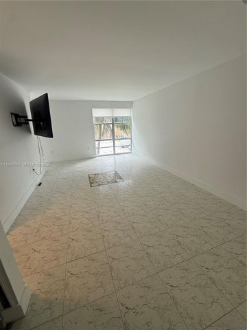 17560 Atlantic Blvd 302, Sunny Isles Beach, FL 33160