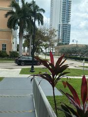 17560 Atlantic Blvd 302, Sunny Isles Beach, FL 33160