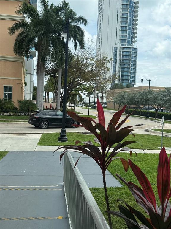 17560 Atlantic Blvd 302, Sunny Isles Beach, FL 33160