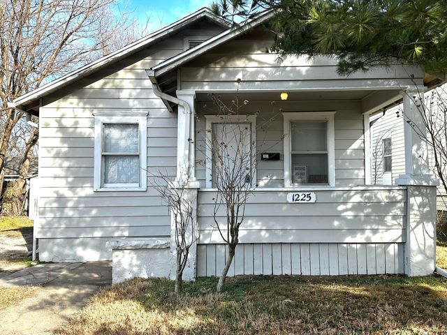 1225 W Florida Street, Springfield, MO 65803