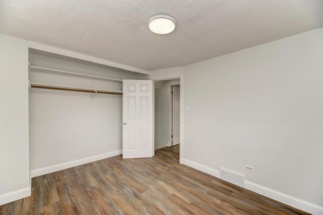 8625 43rd Street, Lyons, IL 60534