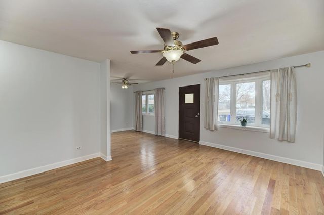 8625 43rd Street, Lyons, IL 60534