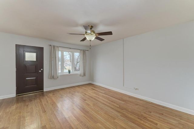 8625 43rd Street, Lyons, IL 60534