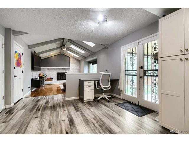 6007 W Pacific Cir, Lakewood, CO 80227