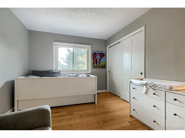6007 W Pacific Cir, Lakewood, CO 80227