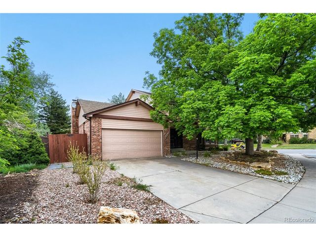 6007 W Pacific Cir, Lakewood, CO 80227