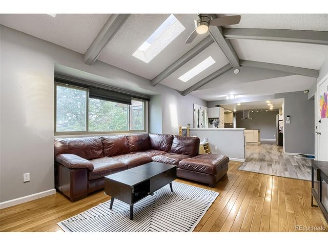 6007 W Pacific Cir, Lakewood, CO 80227