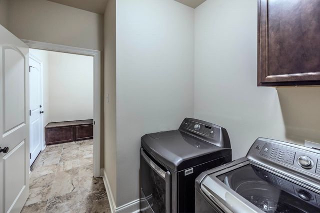 152 Hickory Knoll Ave, Gray, LA 70359