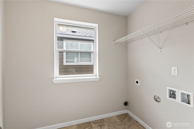 3833 Westar Avenue SW, Bremerton, WA 98312