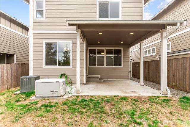 3833 Westar Avenue SW, Bremerton, WA 98312