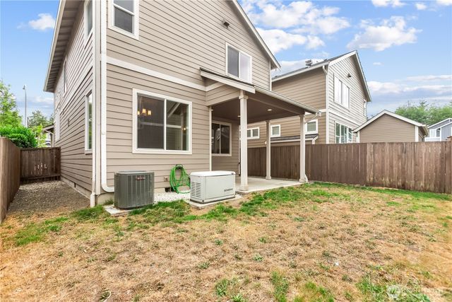 3833 Westar Avenue SW, Bremerton, WA 98312