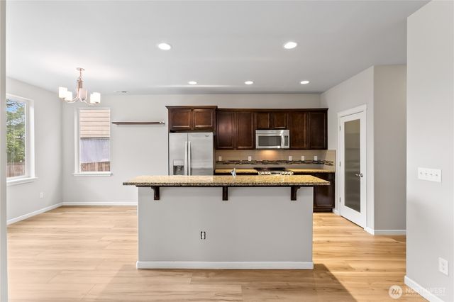 3833 Westar Avenue SW, Bremerton, WA 98312
