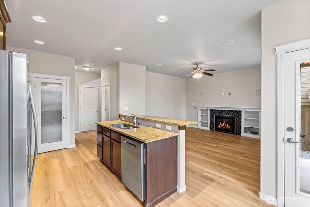 3833 Westar Avenue SW, Bremerton, WA 98312